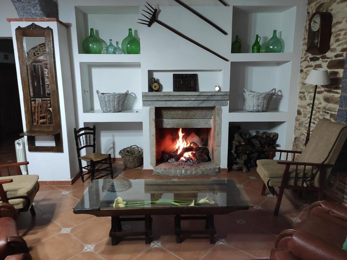Casa Rural La Carriona Segura de León 외부 사진