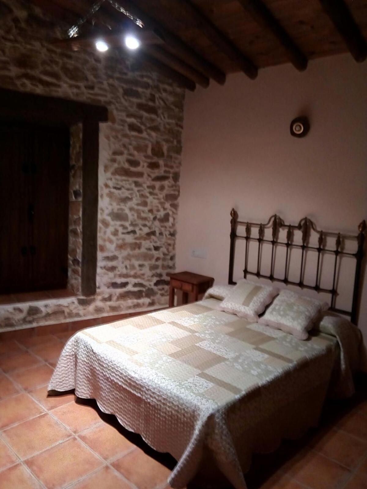 Casa Rural La Carriona Segura de León 외부 사진