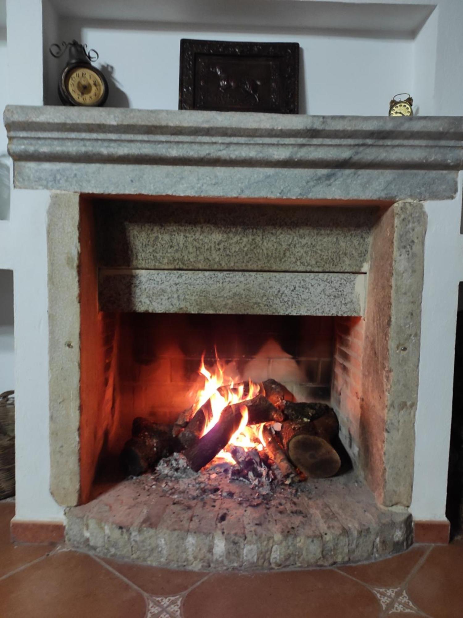 Casa Rural La Carriona Segura de León 외부 사진